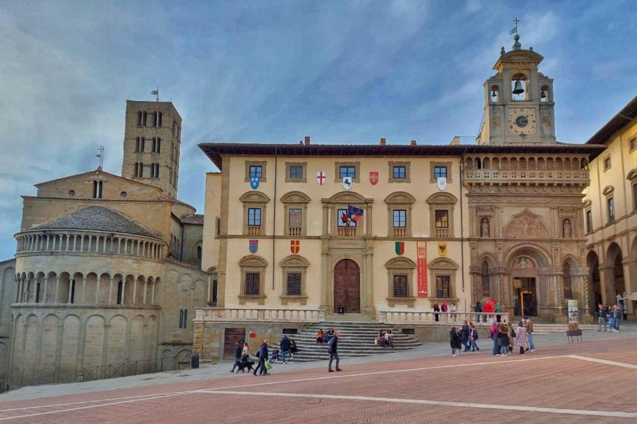 Arezzo Charming Apartment エクステリア 写真